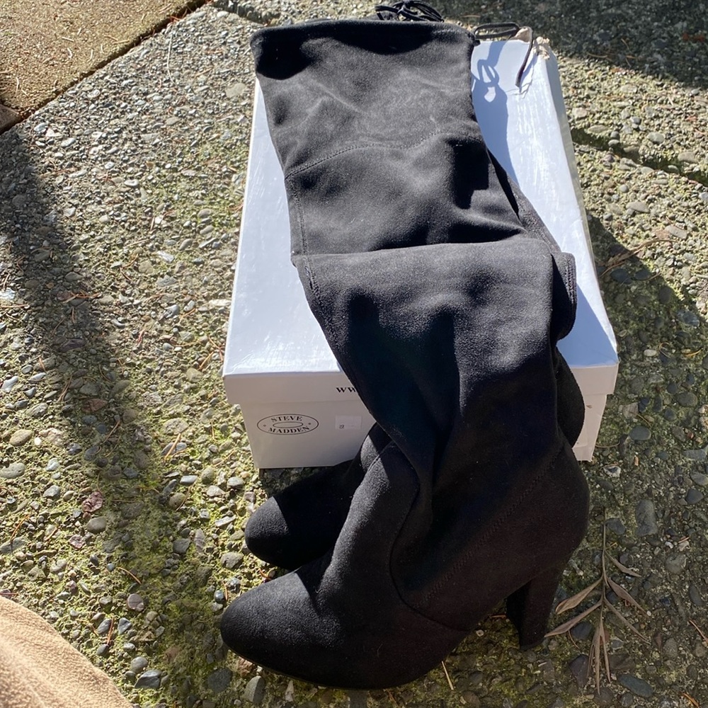 Steve Madden black knee high boots size 6.5